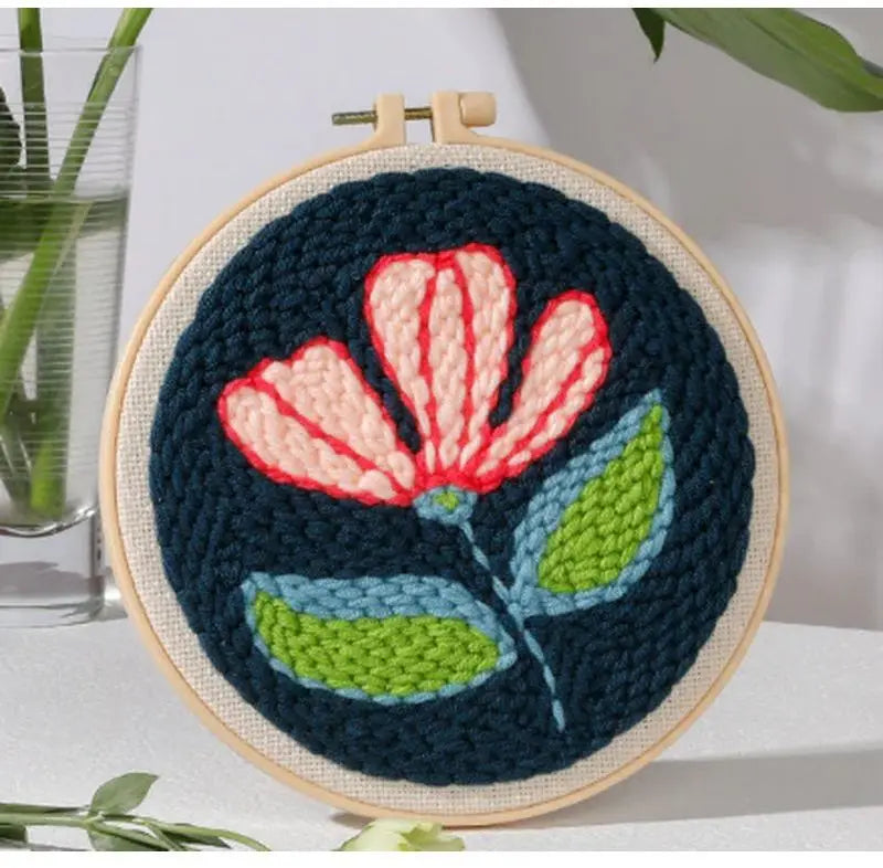Flower Embroidery Hoop - Punch Needle Kit